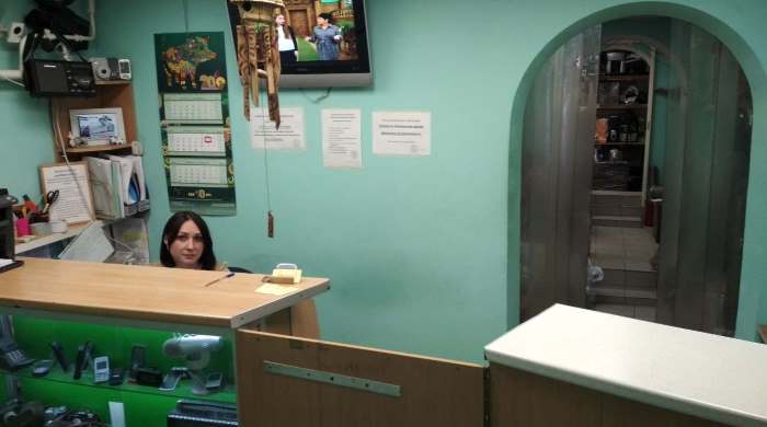 Стойка приёма, сотрудник за стойкой — «Ником в Алтуфьево», Мурановская ул., д.12