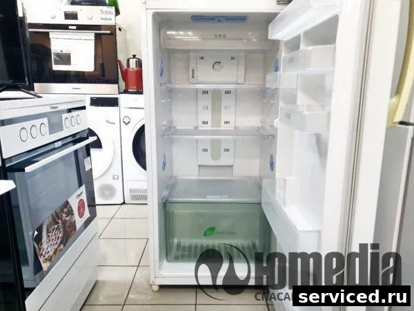 Холодильник Samsung
