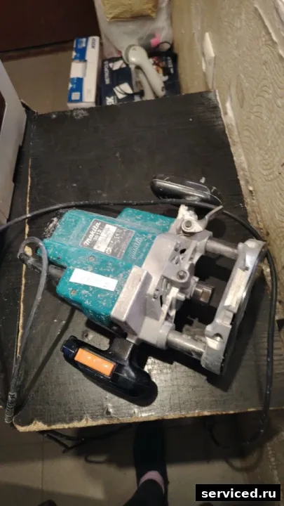 Фрезер Makita 3612C