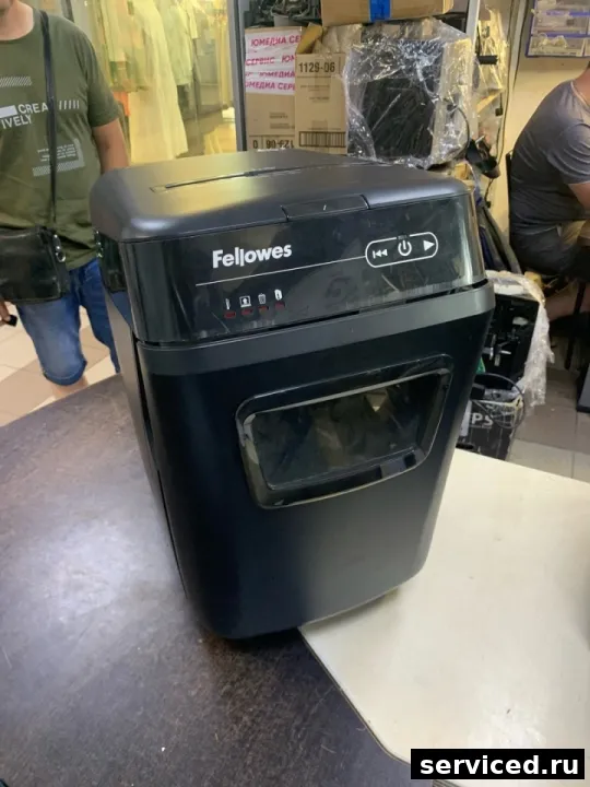 Шредер (уничтожитель бумаги) Fellowes 200C