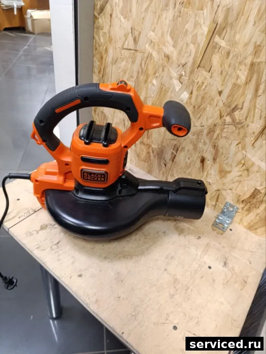 Воздуходувка Black Decker beblv301