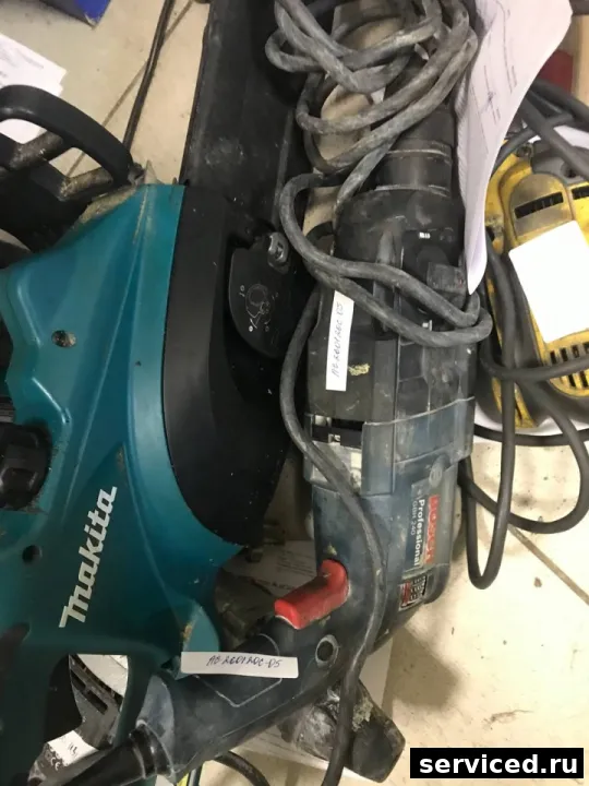 Перфоратор Bosch GBH 240