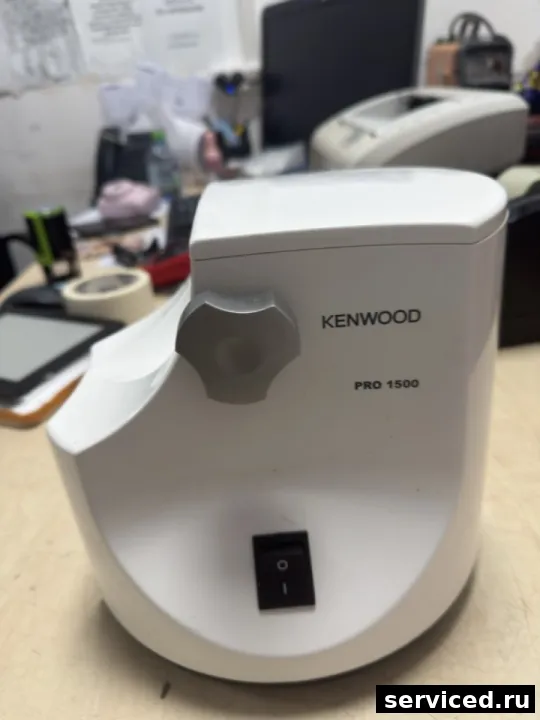 Мясорубка Kenwood MG470