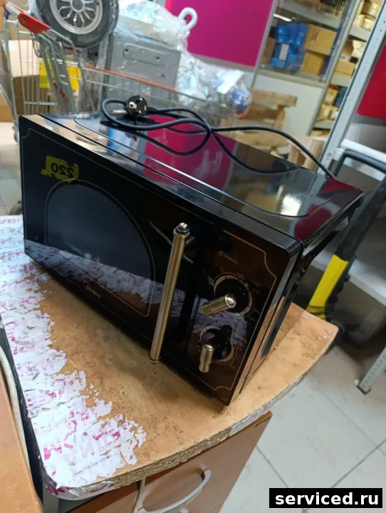 Микроволновая печь Midea mg820cj7-b2