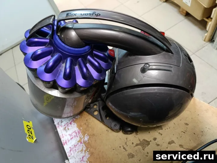 Пылесос Dyson DC37