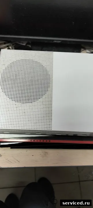 Игровая приставка Xbox ONE S
